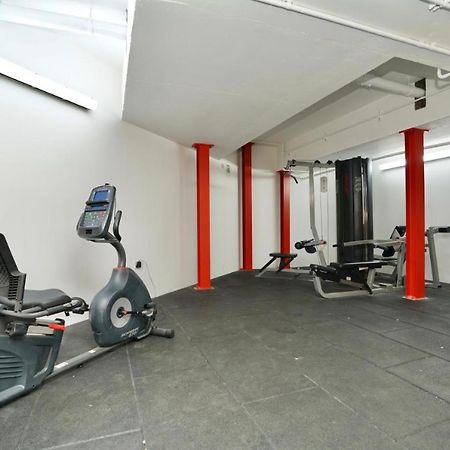 Two Bedroom - Central Peterborough Apartment - Bayard Apartments Buitenkant foto