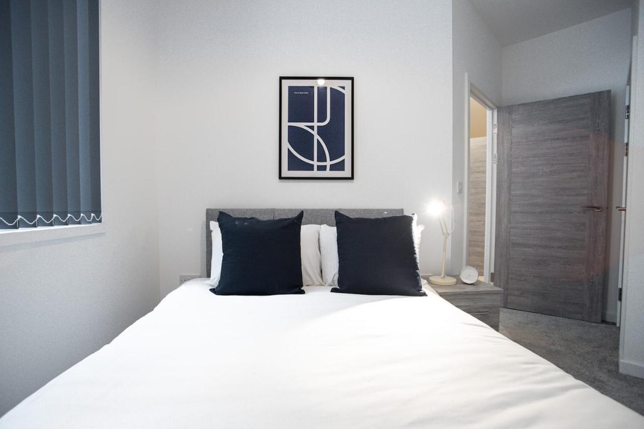 Two Bedroom - Central Peterborough Apartment - Bayard Apartments Buitenkant foto