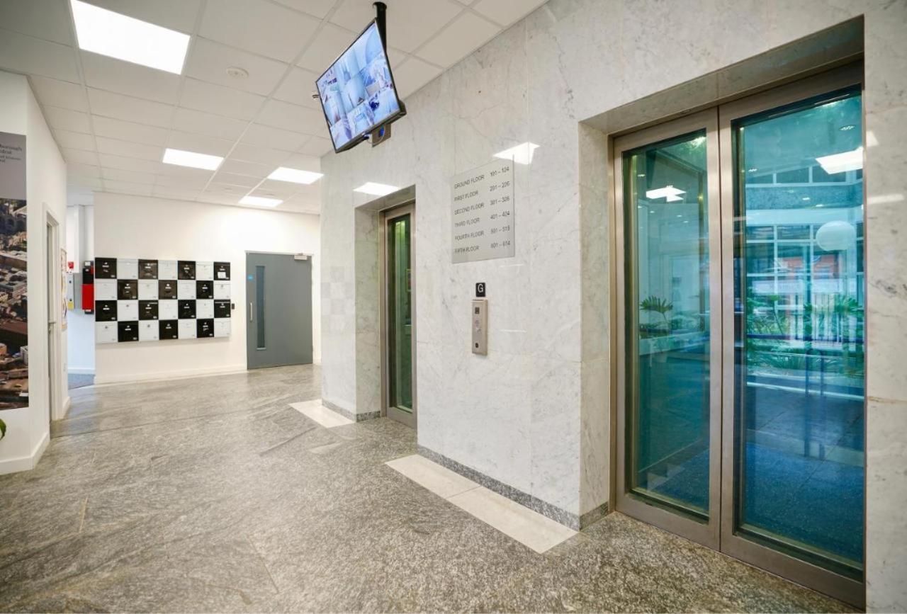 Two Bedroom - Central Peterborough Apartment - Bayard Apartments Buitenkant foto
